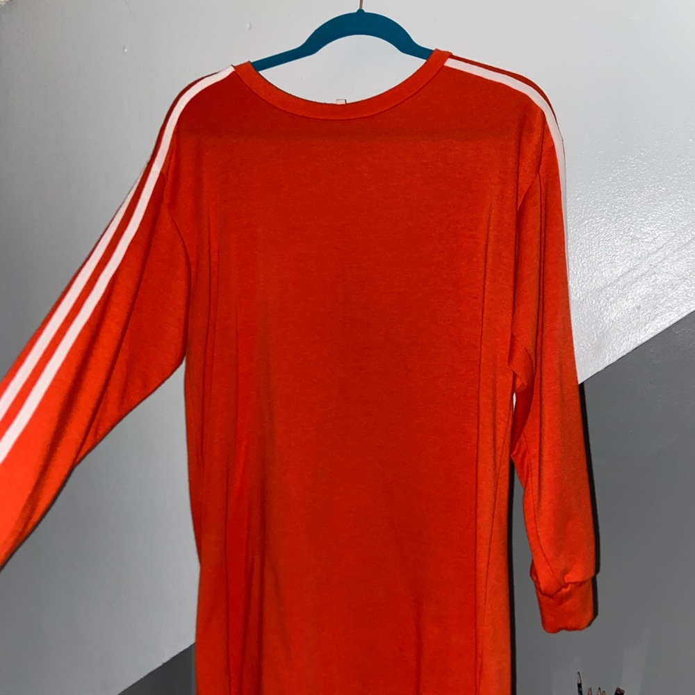 Dress - Picture 3 of 3